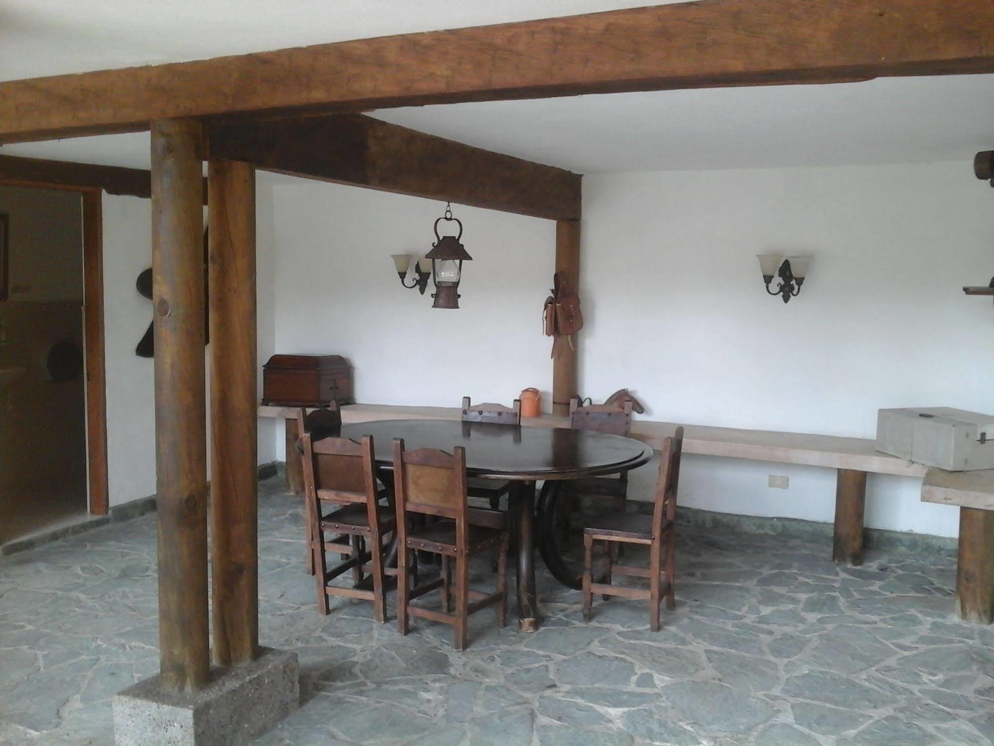 Finca Hotel La Ponderosa Ріонегро Екстер'єр фото
