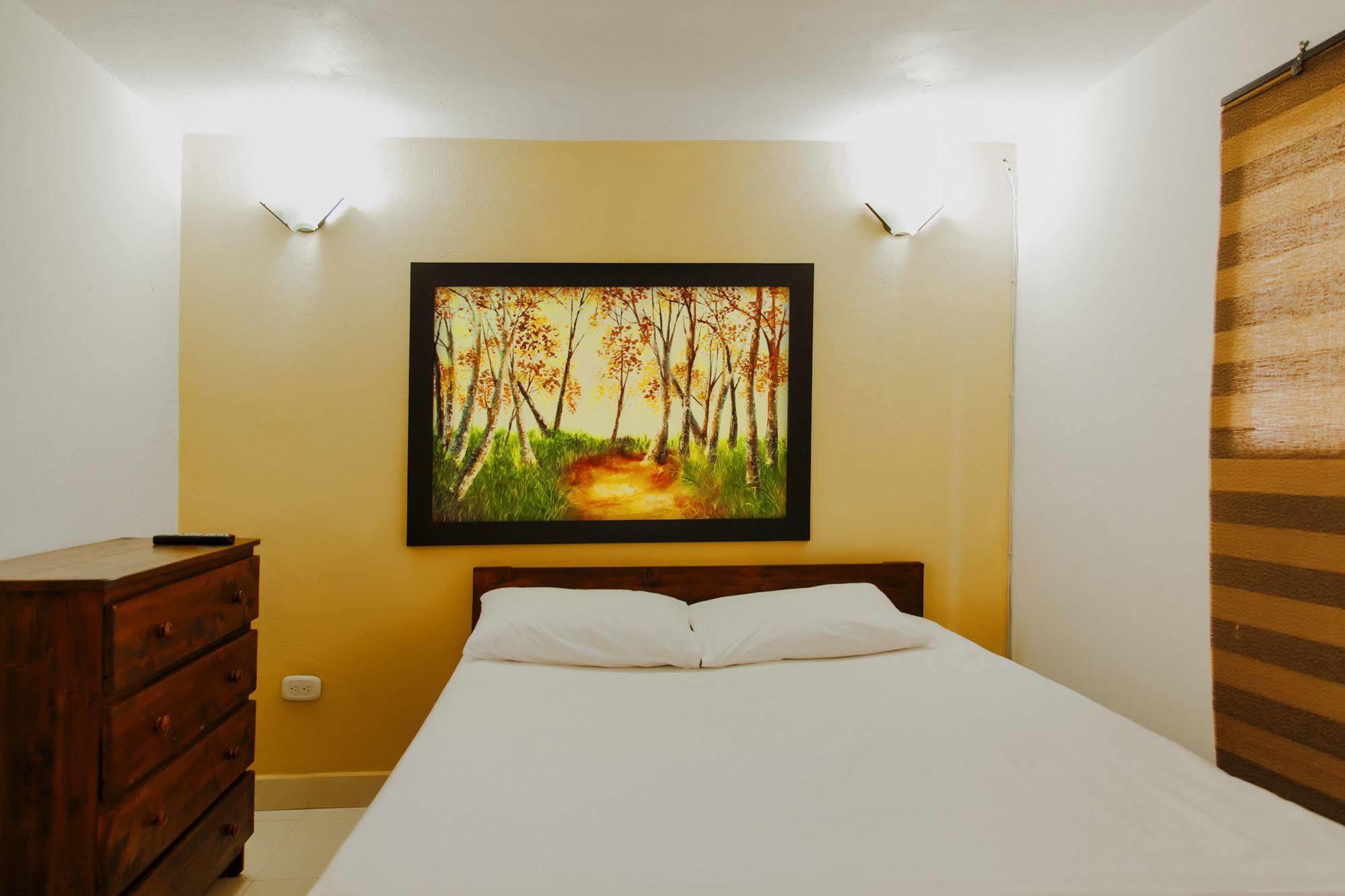 Finca Hotel La Ponderosa Ріонегро Екстер'єр фото